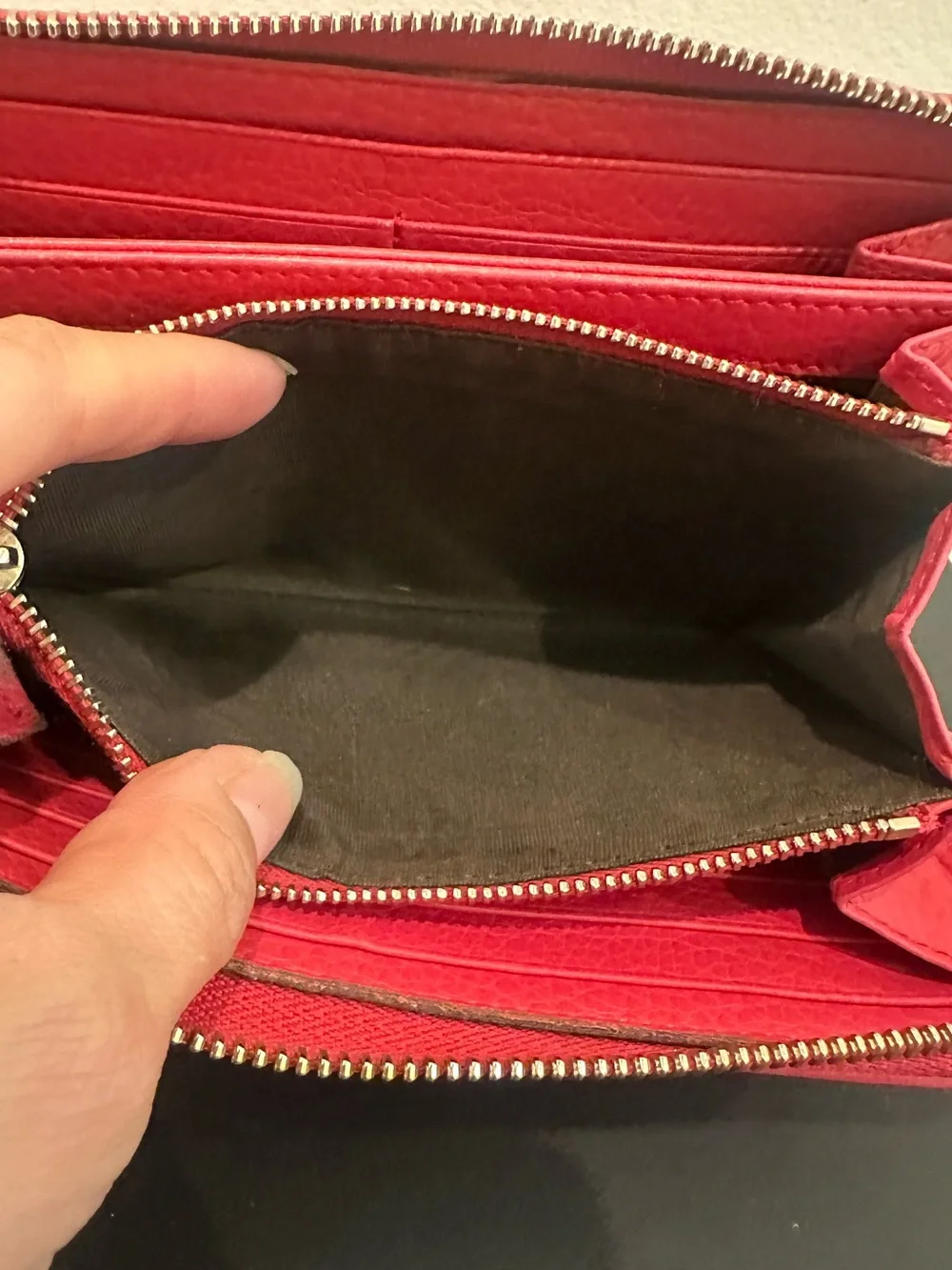 Gucci Bright Pink Pebbled Soho Zip Around Wallet - Picture 6 of 10